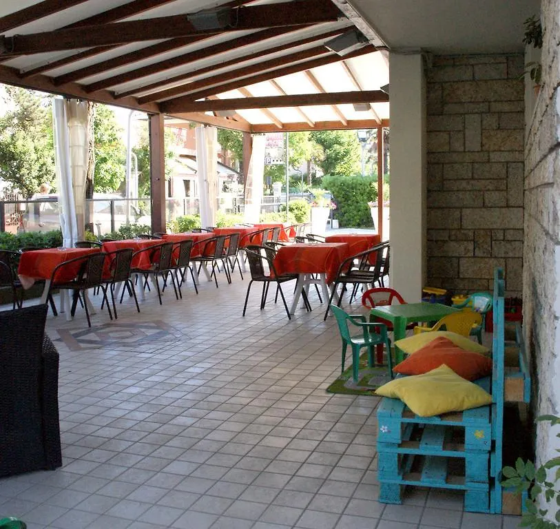 Hotel Goldene Rose Rimini